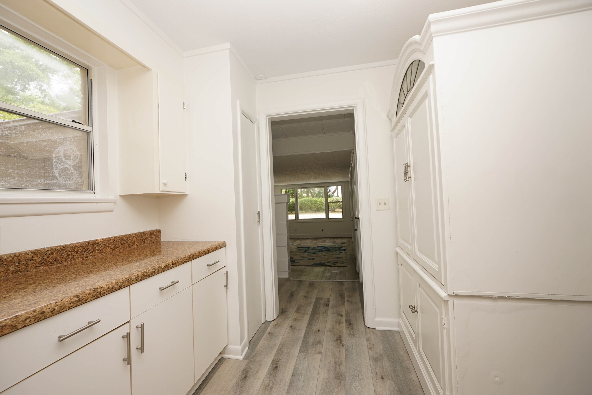 Kitchen - 62 Meigs Dr