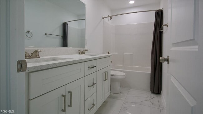 Building Photo - 3428 Jeffcott St