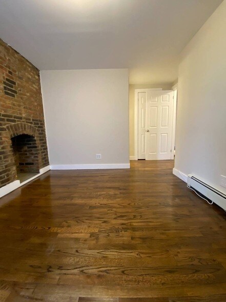 Building Photo - 327 Van Brunt St