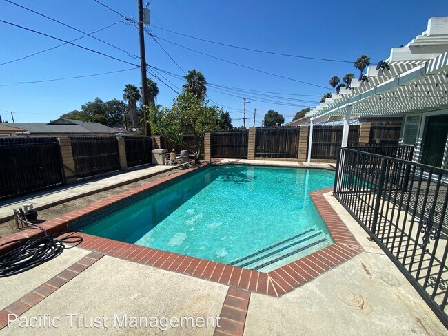 Building Photo - 3 br, 2 bath House - 621 S. Dale
