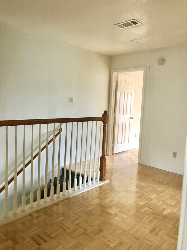 Building Photo - 11102 Maize Ln