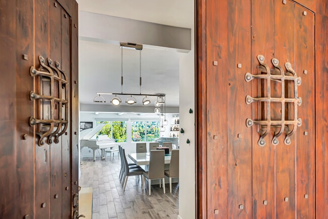 Building Photo - 22374 Algunas Rd