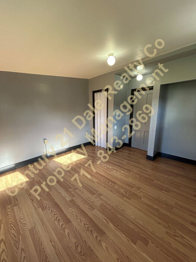 Building Photo - 815 Locust St