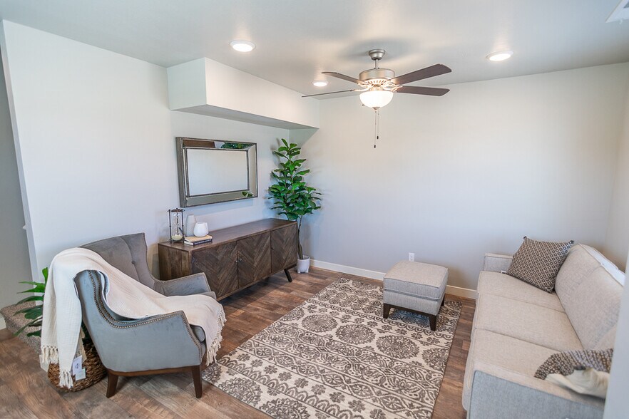 Building Photo - Starwood Farms Townhomes