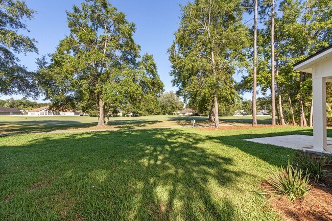 Building Photo - 103 Maybird Dr