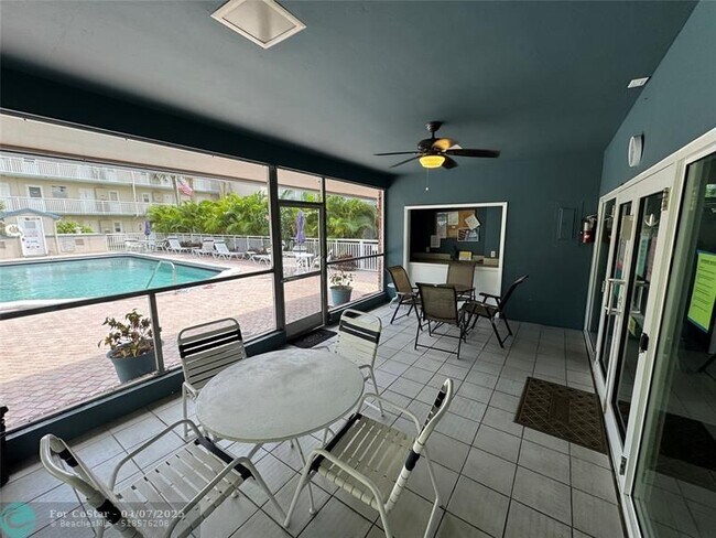 Building Photo - 5800 Margate Blvd
