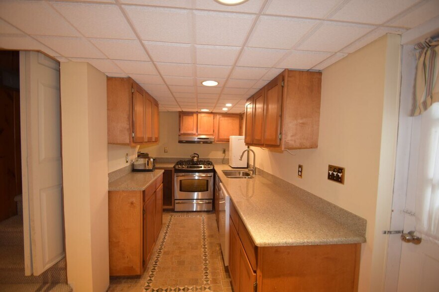 Building Photo - 4610 3rd St S