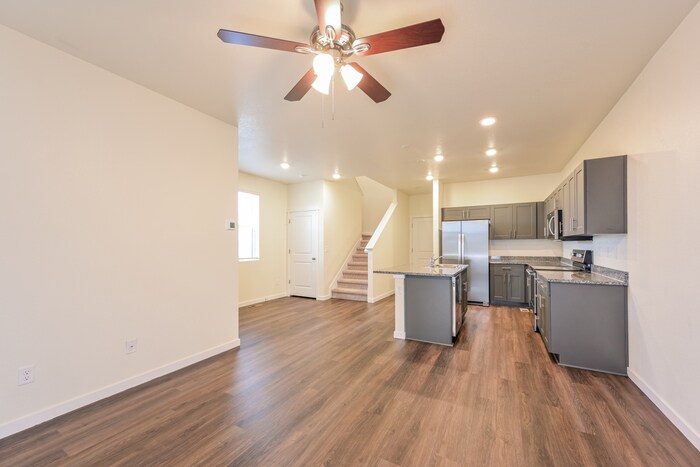 Building Photo - 13531 Oneida Ln