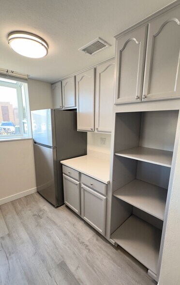 Building Photo - 3053 S Ursula Cir