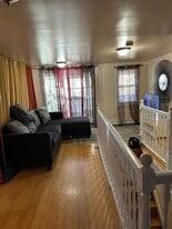 Building Photo - 3470 Kingsland Ave