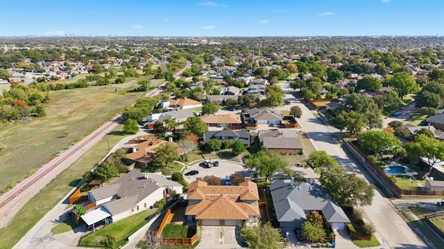 Building Photo - 2145 Willow Pl