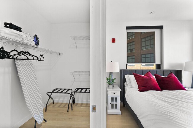 Building Photo - 35 West 2nd Street-SI ID1240283P
