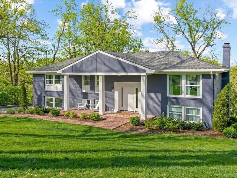 Building Photo - 5102 Beauregard Ln
