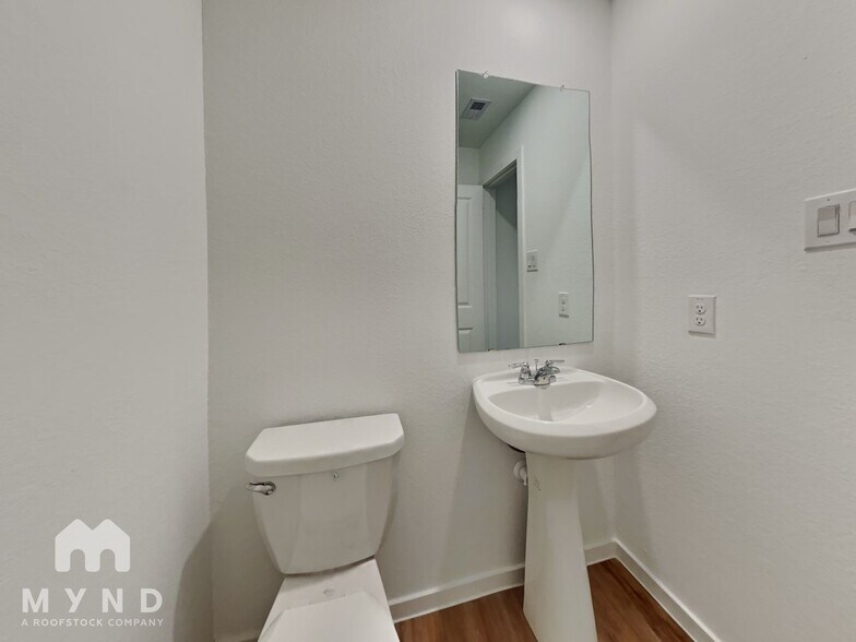 Building Photo - 4247 Briarstone Knl Trl