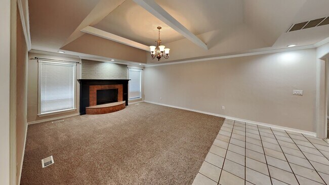 Building Photo - Very Nice 3 bedroom 2 bath home in Edmond ...