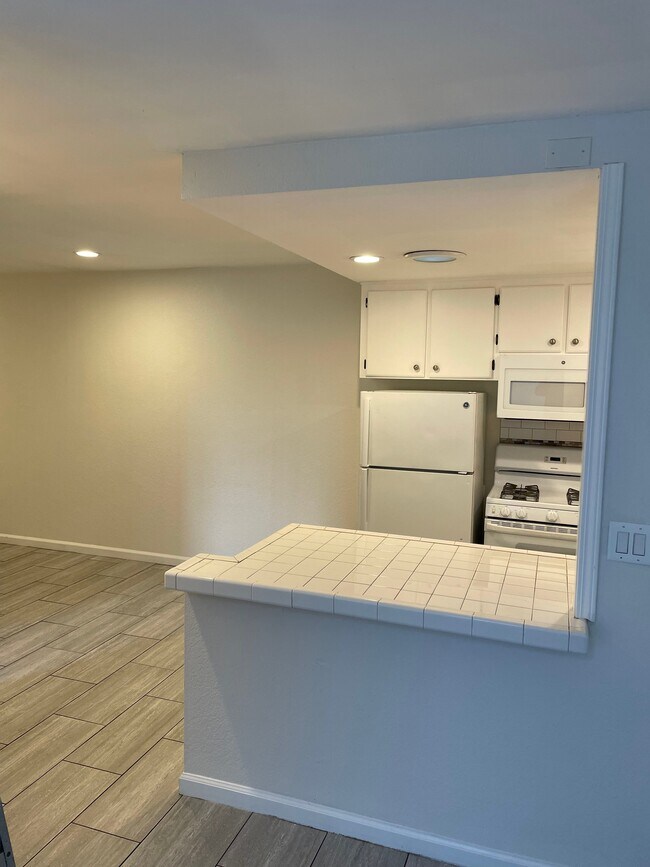 Kitchen/Dining Room - 4077 30th St