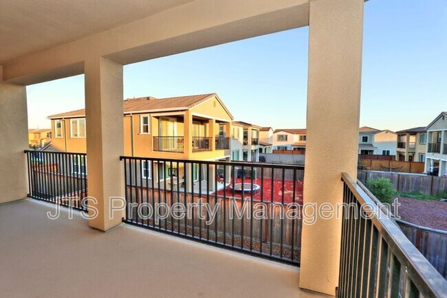 Building Photo - 3606 Nuestra Ave