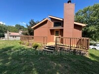 Building Photo - 347 New Summerville Rd