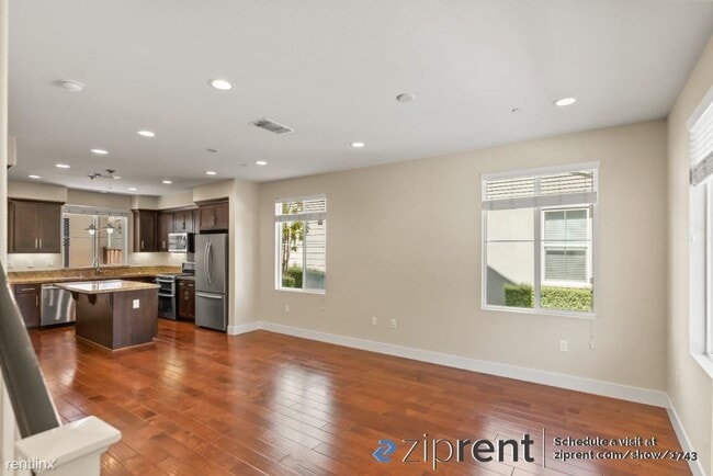 Building Photo - 4 br, 3 bath House - 8533 Preserve Ave, Ne...