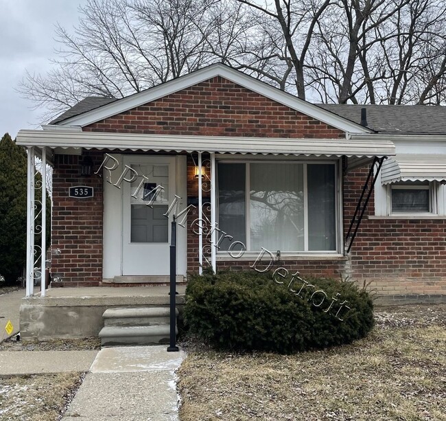 Building Photo - Updated Ranch in Inkster