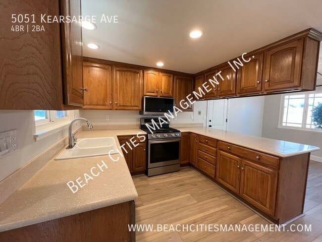 Building Photo - 5051 Kearsarge Ave