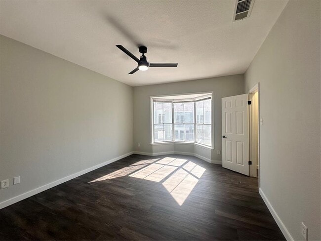 Building Photo - 2529 Rio Grande St