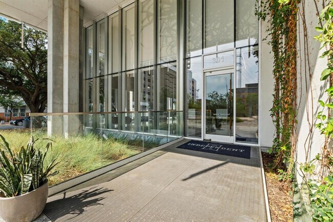 Building Photo - 301 West Ave