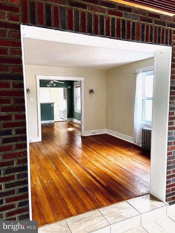 Building Photo - 4617 Silverwood St