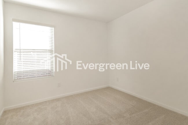 Building Photo - 2029 Sulky Ln