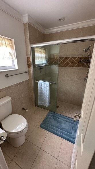 Building Photo - 6594 Casabella Ln