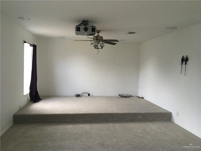 Building Photo - 3618 Wolf Dr