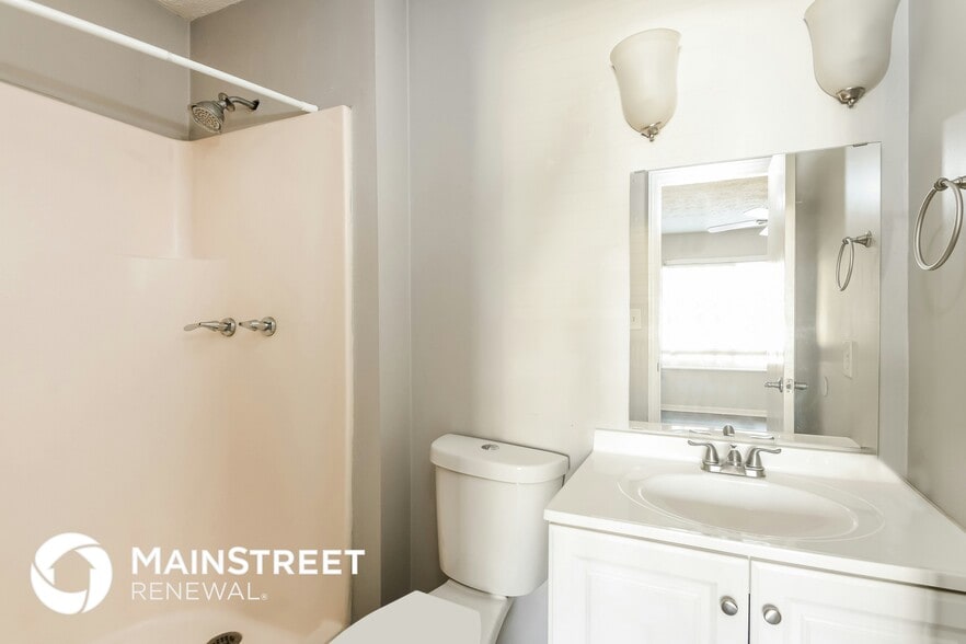 Building Photo - 3811 Oil Creek Dr