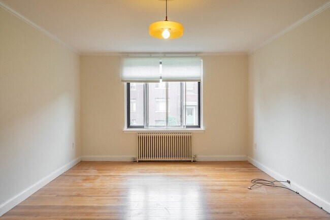 Building Photo - 20 Ashland St