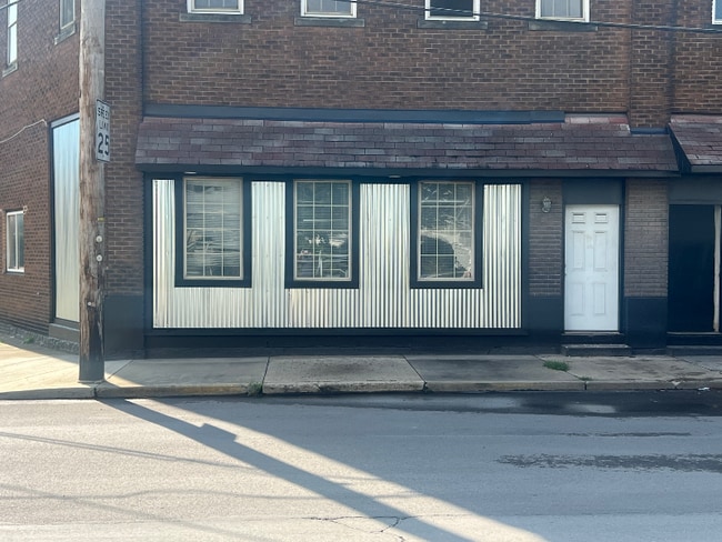 Building Photo - 1 George St