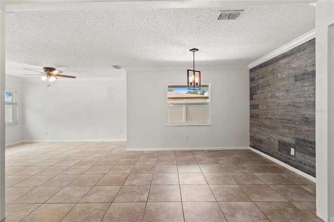 Building Photo - 7021 Blossom Ave