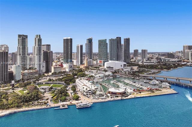 Building Photo - 335 S Biscayne Blvd
