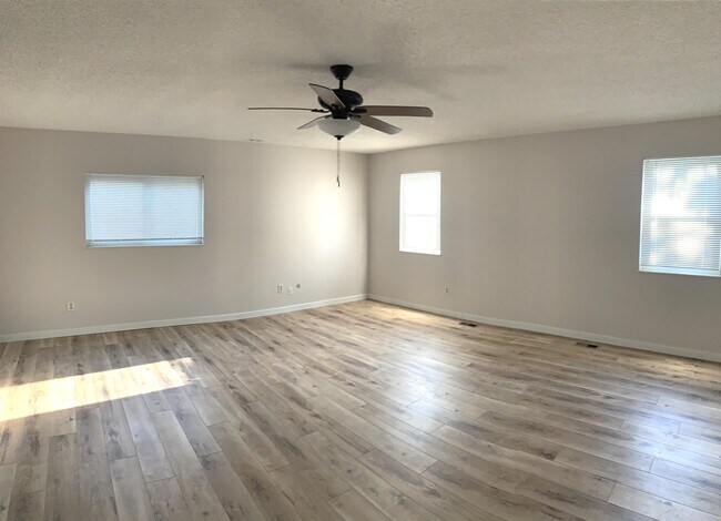 Building Photo - 108 Kimball Ave