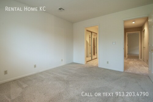 Building Photo - 11956 Farley-