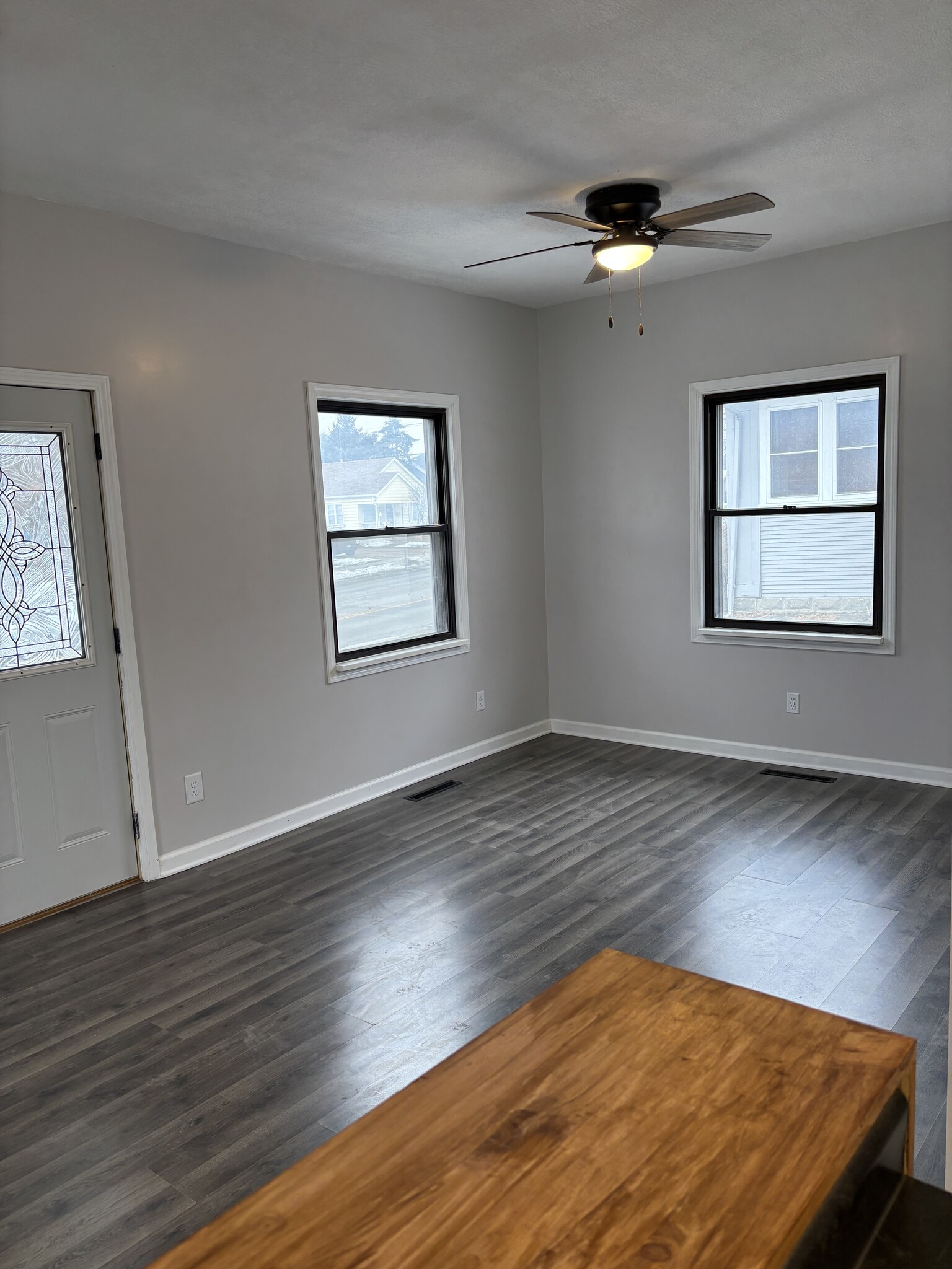 Building Photo - 914 N 6th St