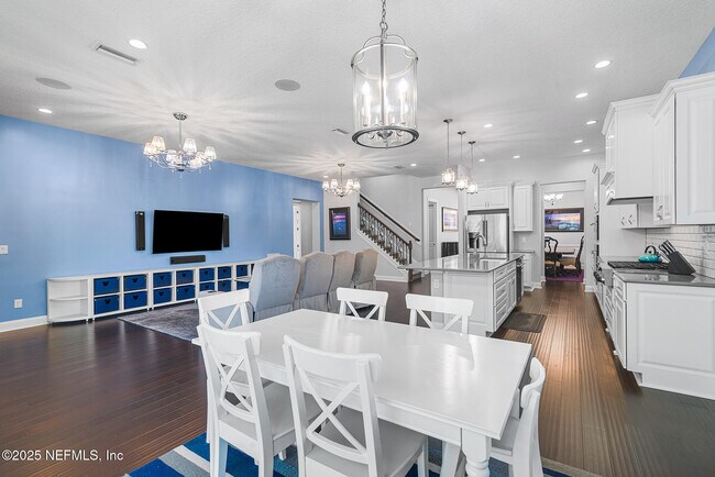 Building Photo - 217 Bonita Vista Dr