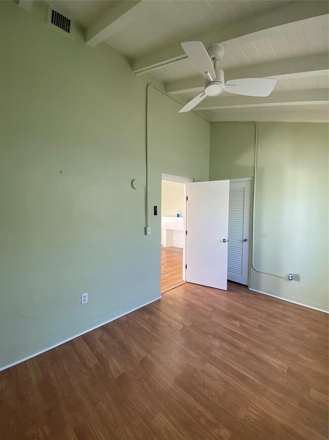 Building Photo - 1655 Hayes St