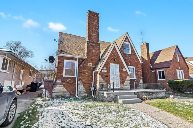 Building Photo - 18285 Snowden St