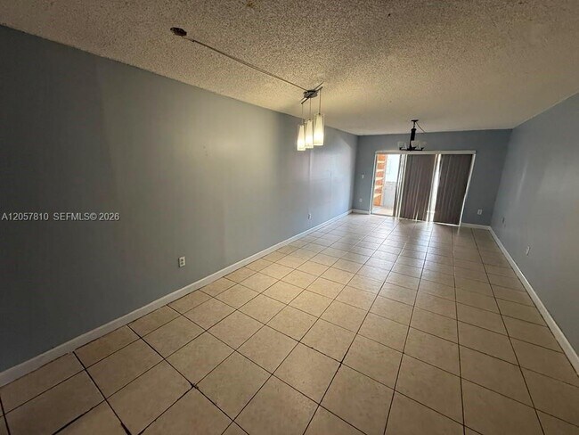 Building Photo - 6095 W 18th Ave