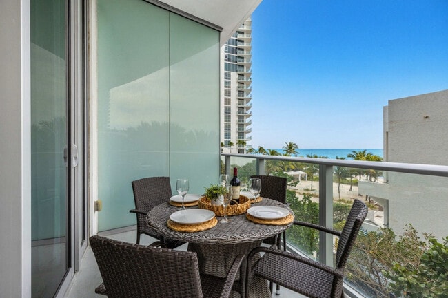 Building Photo - 4111 S Ocean Dr