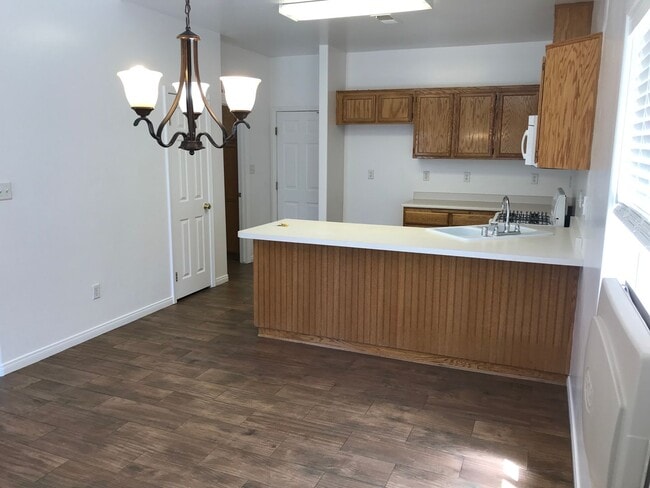 Building Photo - 5103 Casa Bonita Dr