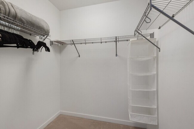 Building Photo - 1505 E Spruce St