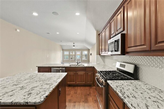 Building Photo - 2913 Consuelo Wy