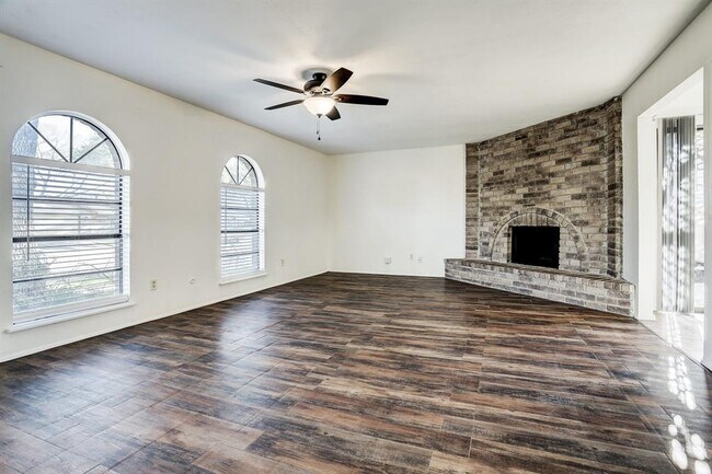 Building Photo - 24115 Anchor Ranch Dr