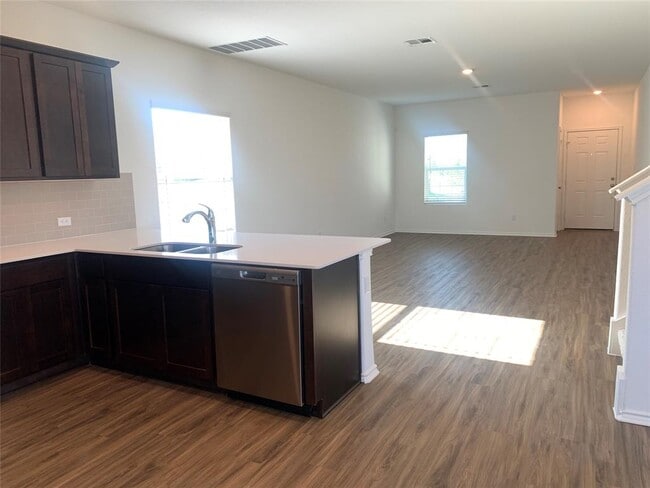 Building Photo - 3301 Dusted Daisy St