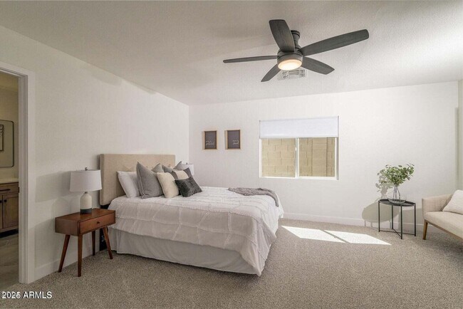 Building Photo - 4414 S Terrace Rd